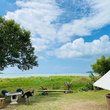 Fat Mermaid Guesthouse Pantai Cenang  Dış mekan fotoğraf