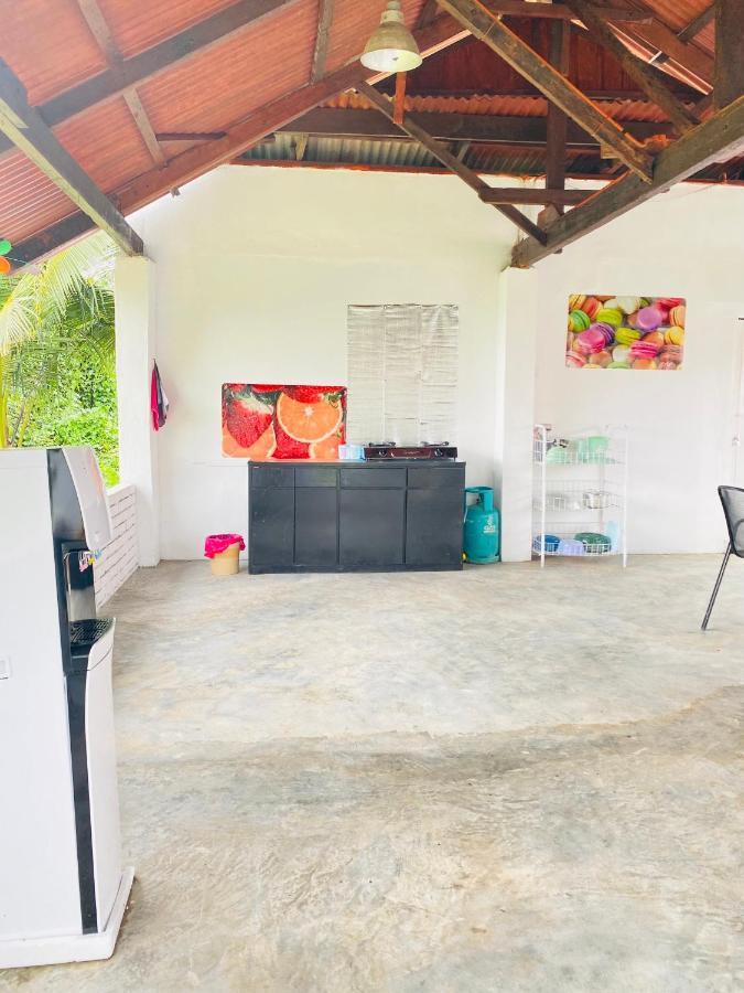 Fat Mermaid Guesthouse Pantai Cenang  Dış mekan fotoğraf